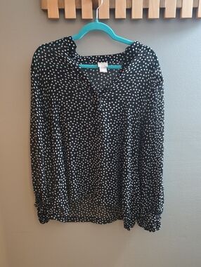 Chico's Black and White Polka Dot V-Neck Blouse